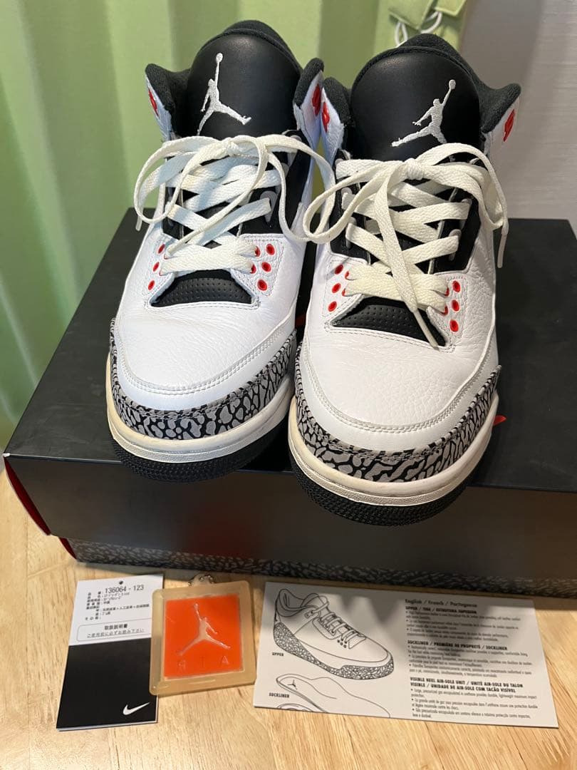 【コロコロ】AirJordan3 ホワイト セメント インフラレッド