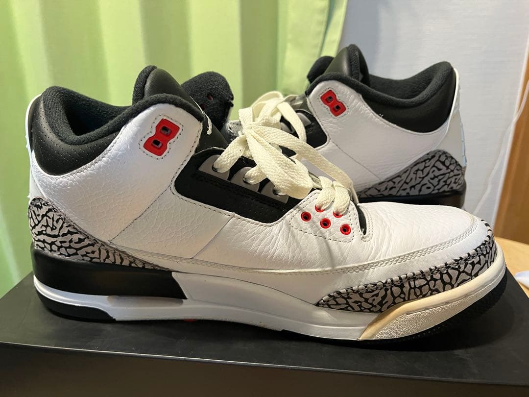 【コロコロ】AirJordan3 ホワイト セメント インフラレッド