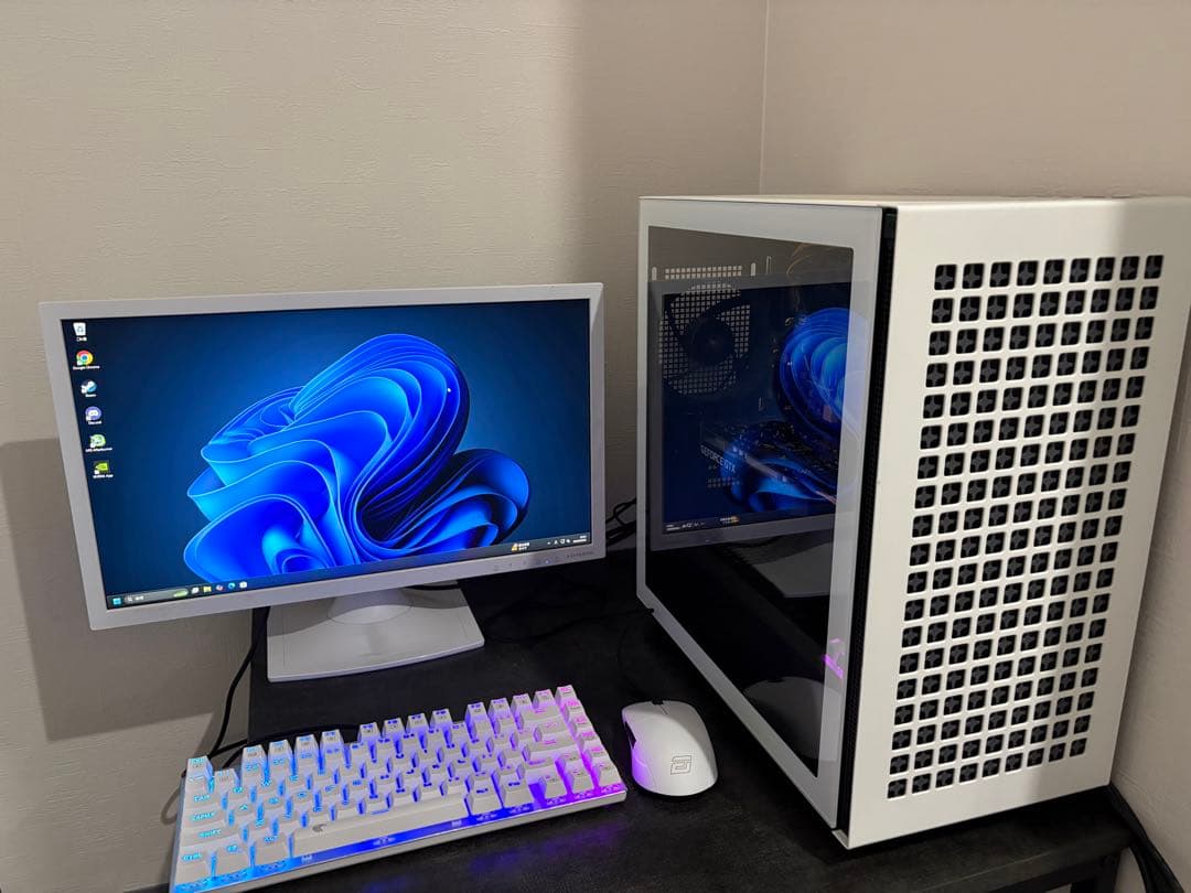 ホワイトゲーミングデスクトップPC（Windows11/gtx1650）