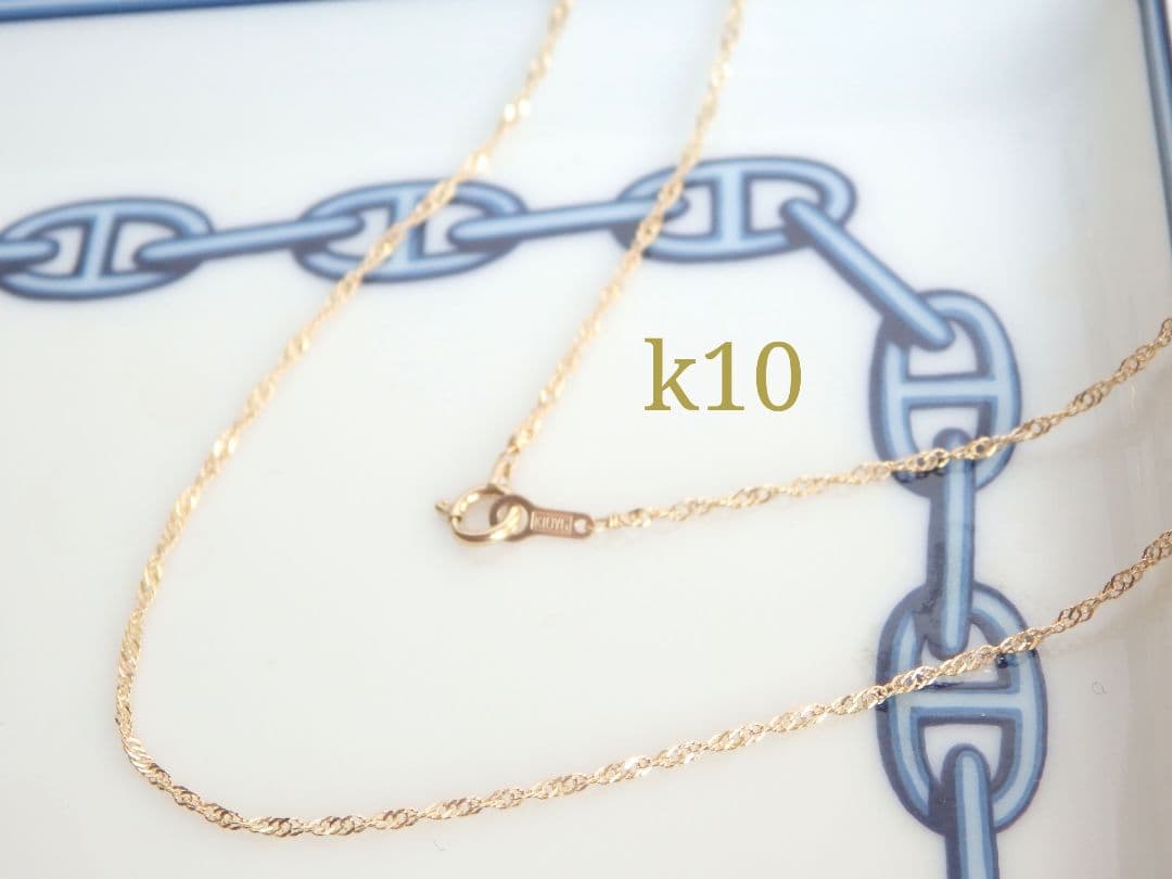 SALE中　k10ネックレス スクリューチェーン 約1㎜幅