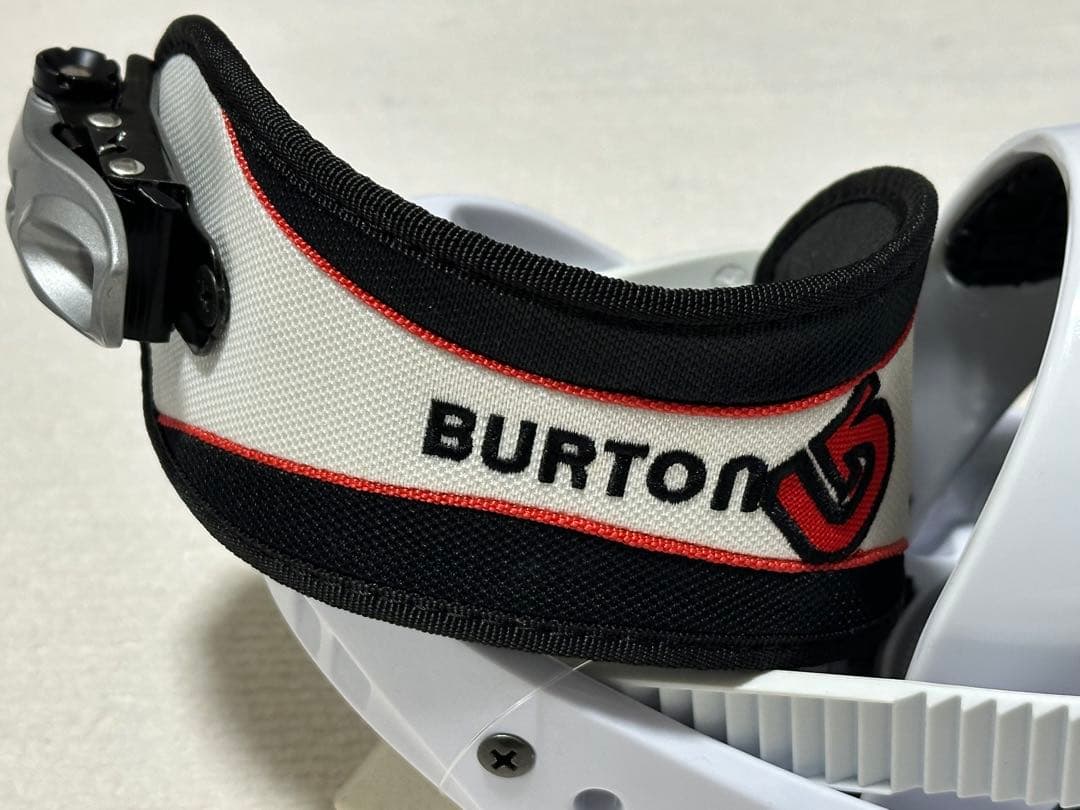 【未使用】BURTON バートン ビンディング Freestyle Mサイズ