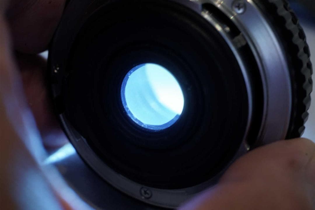 PENTAX MXとパンケーキ40ミリレンズ　どちらも難あり