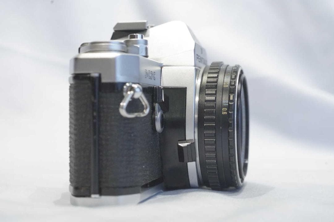PENTAX MXとパンケーキ40ミリレンズ　どちらも難あり