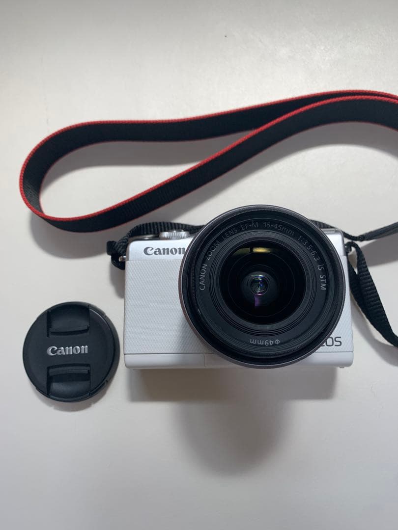 Canon EOS M100 ホワイト EF-M 15-45mm