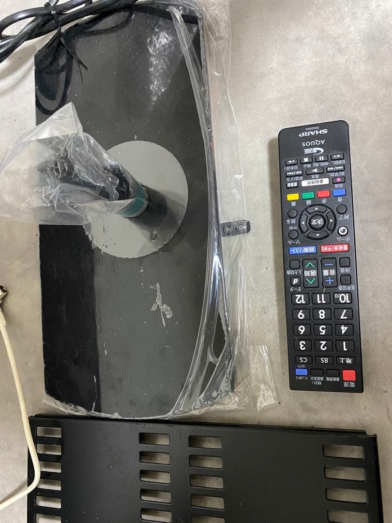 SHRRP AQUOS LC-32S5 スタンド•壁掛け部品付属