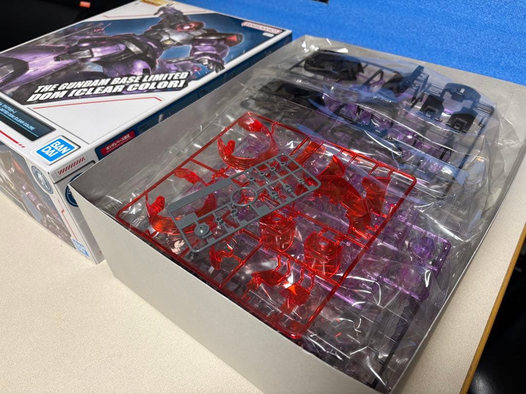 まとめ売りMG 1/100 ベース限定 ドム クリアカラー& HGクシャトリヤ