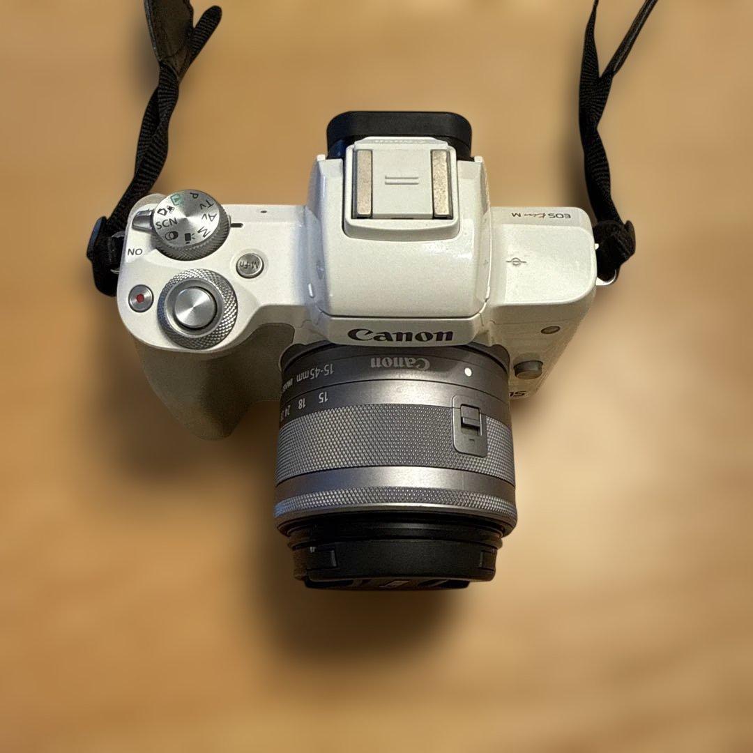 Canon EOS Kiss M ホワイト
