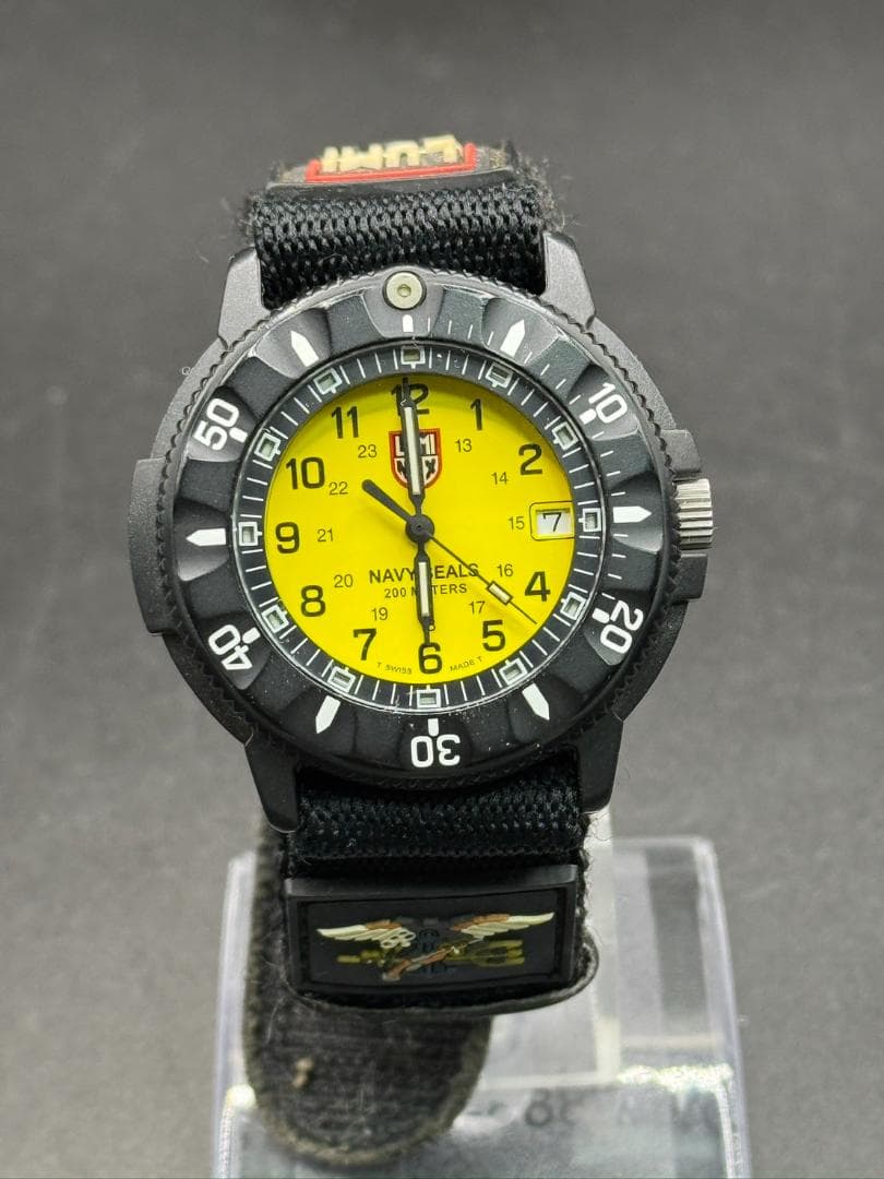 ルミノック 腕時計 イエロー文字盤