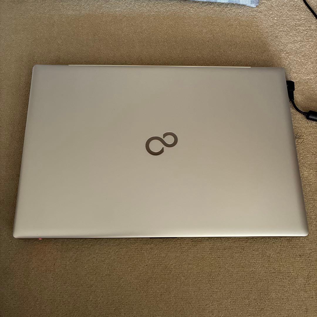 FMV LIFEBOOK WN1/E2 【ゴールド】