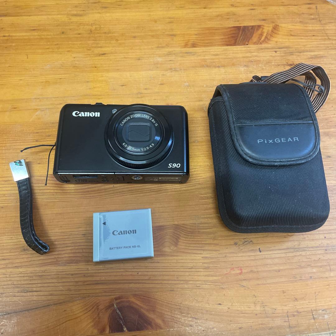 Canon S90 デジタルカメラ 本体とバッテリー　ケース付き
