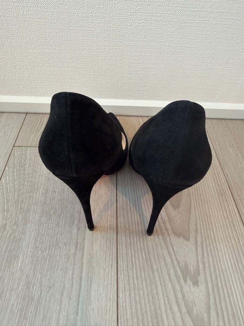 Christian Louboutin サイズ35ハーフ