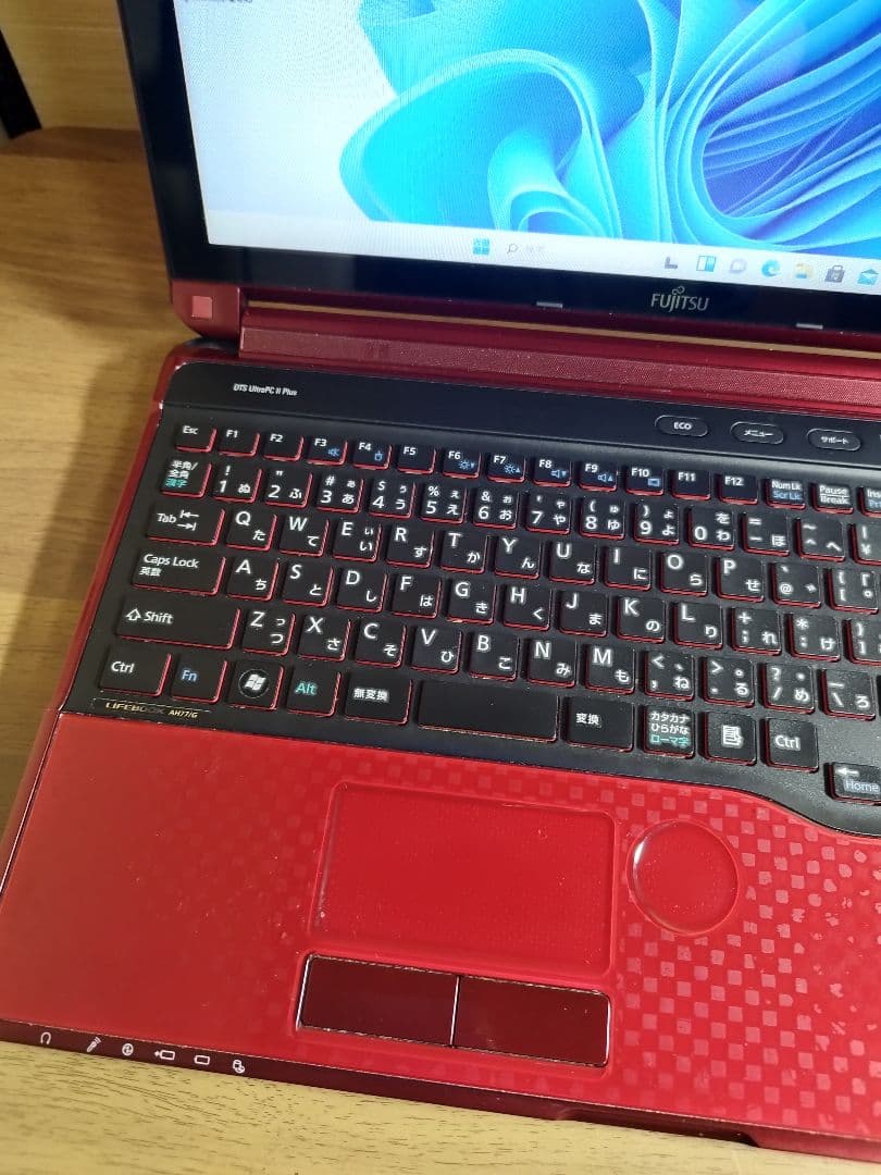 富士通 15.6インチノートPC AH77/G i7