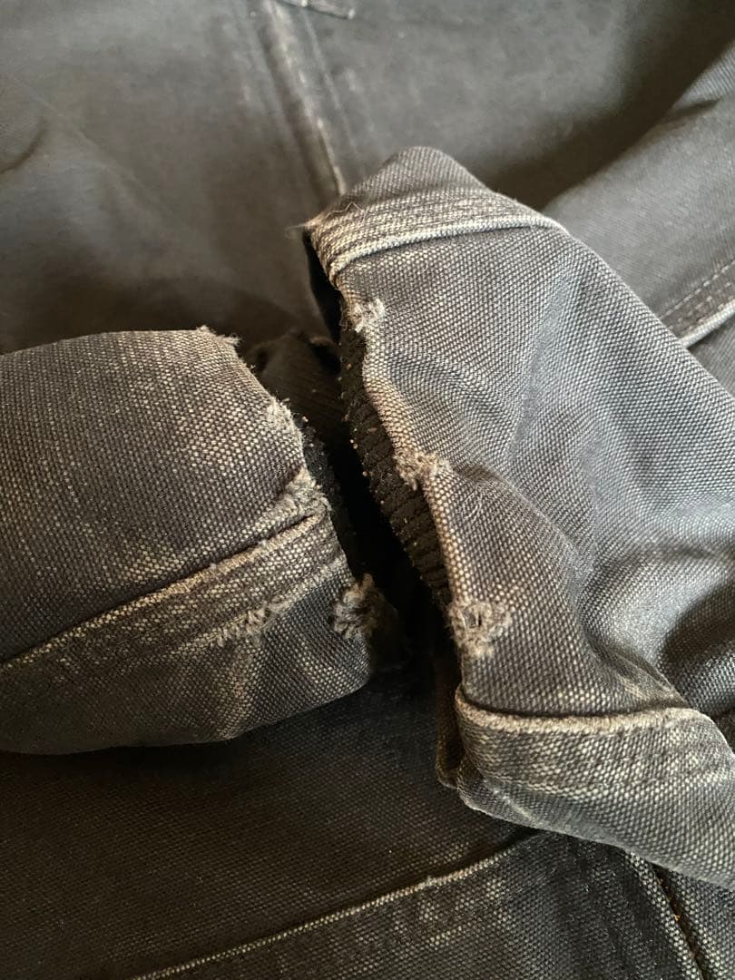 【高評価2000達成セール！】carhartt アクティブジャケット USA製