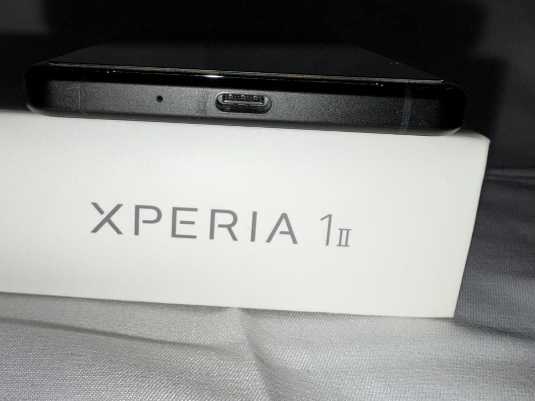 Xperia 1 II（XQ-AT42）　SIMフリー　256GB