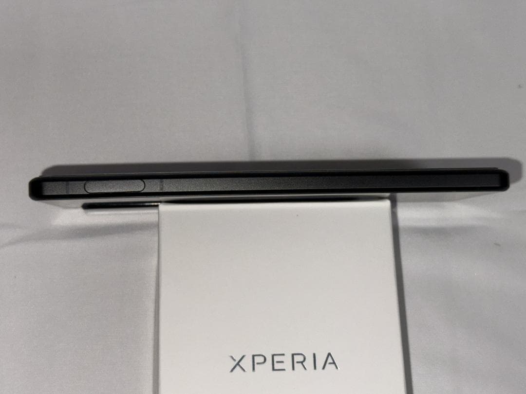 Xperia 1 II（XQ-AT42）　SIMフリー　256GB