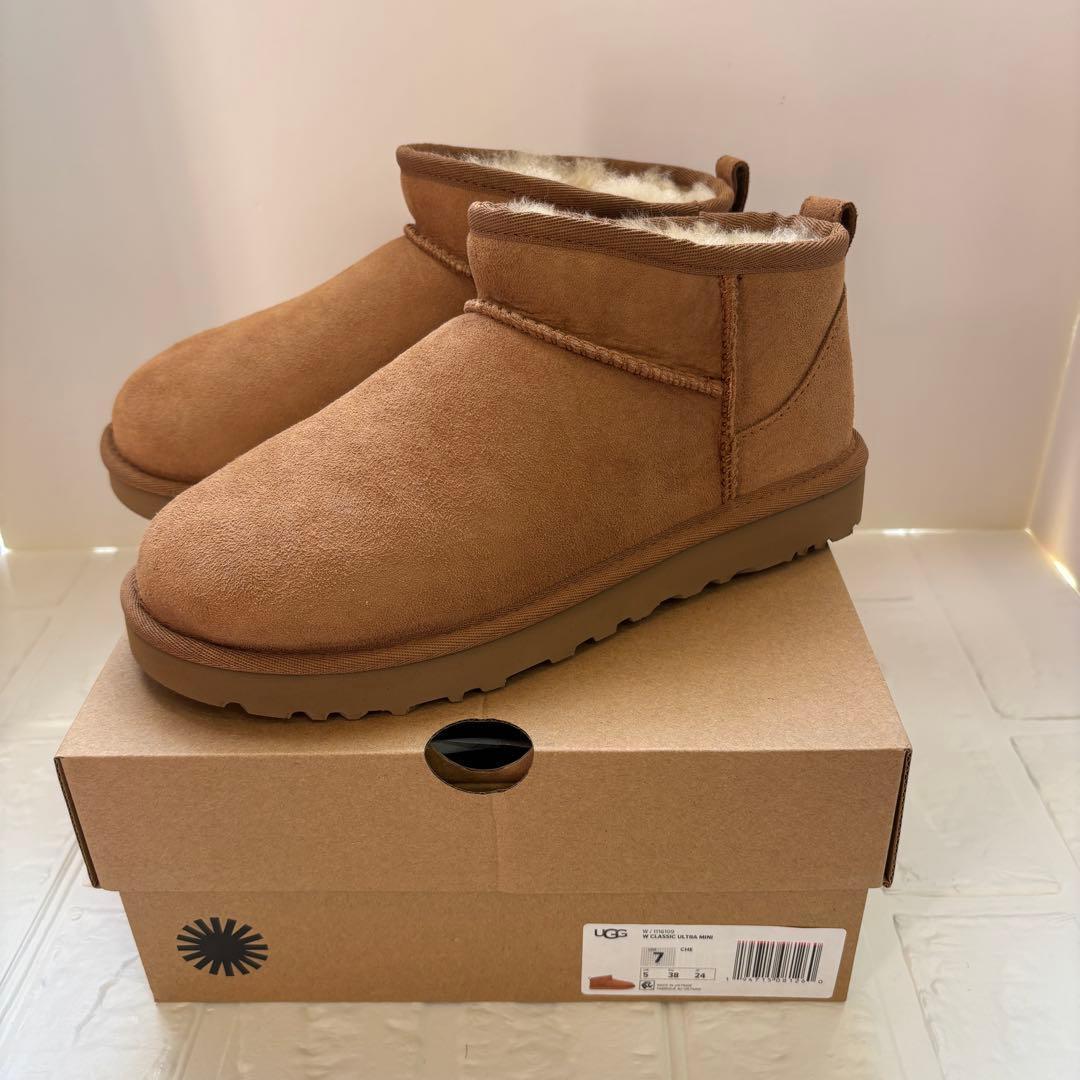 UGG アグ ムートンブーツ ウルトラミニ　チェスナット 24.0cm