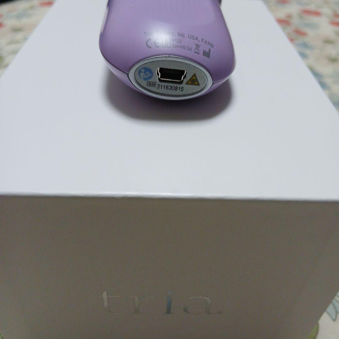 美品！トリア tria スキン エイジングアイケアレーザー