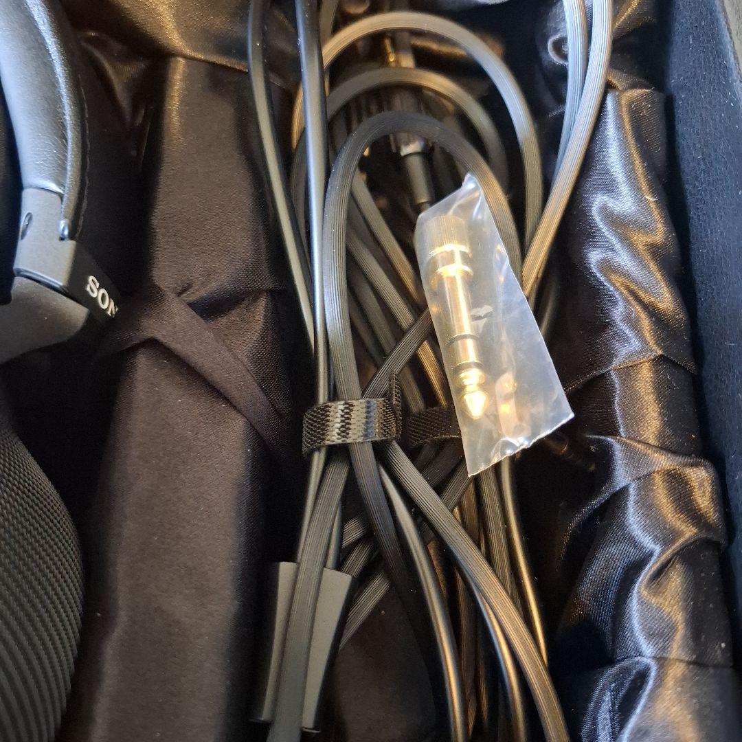 ソニーヘッドホンMDR-Z1R +キンバーケーブル新品同様!世界の名機!