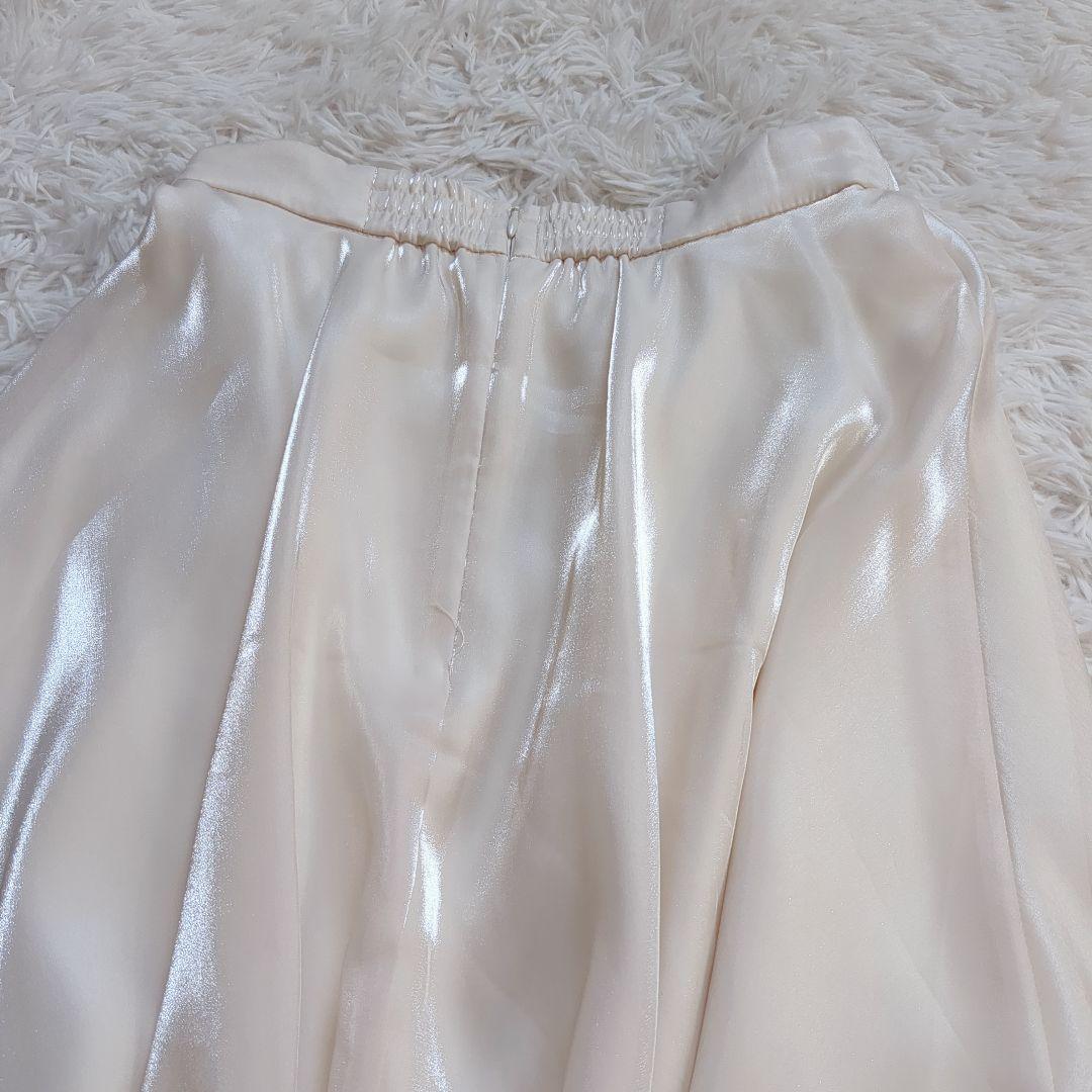 極美品 anuans アニュアンス シャイニーシアーサテンフレアスカート 完売品