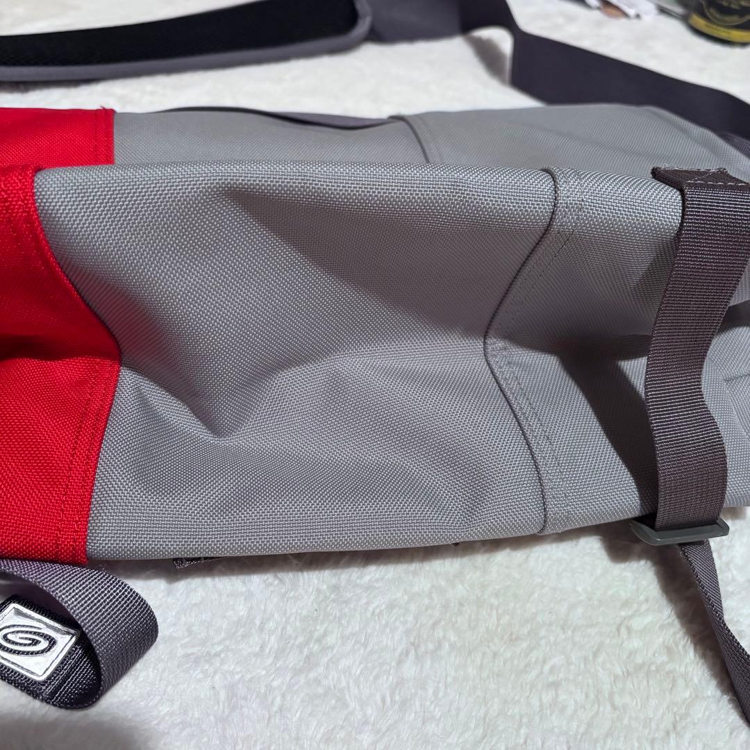 新品！TIMBUK2 メッセンジャーバッグ グレー/レッド　大
