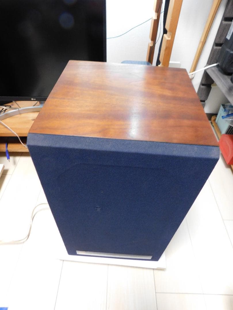 JBL Model 4301B　目立つキズのない美品　音出し確認済