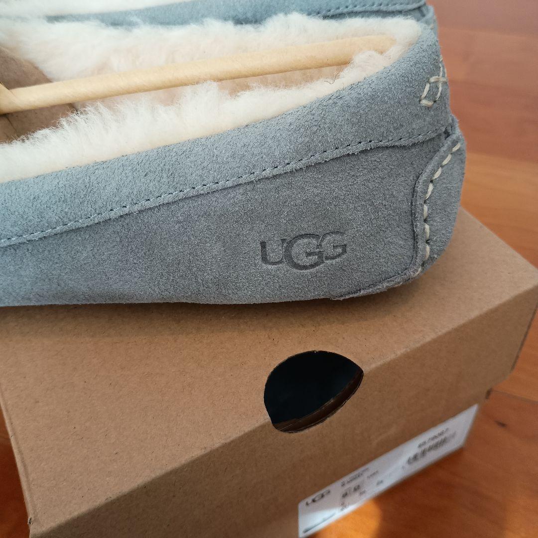 専用　UGG Ansley グレー　LGRY モカシン スリッポン 8D