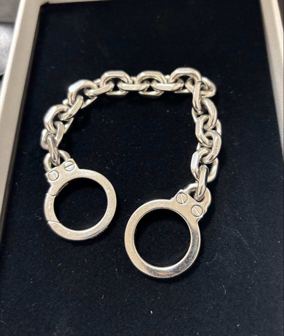 CELINE ハンドカフブレスレット　HYDE着用