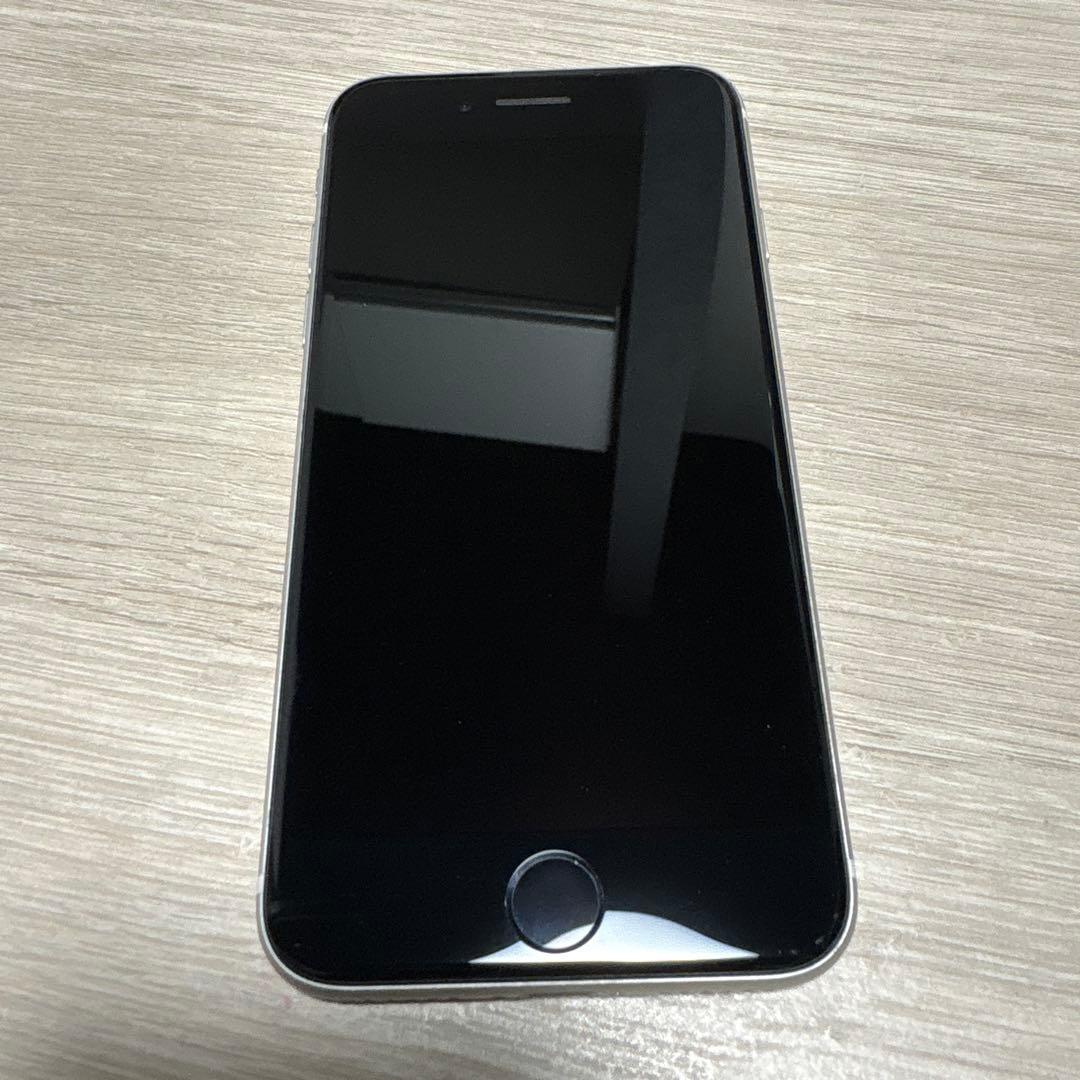 iPhone シルバー 本体