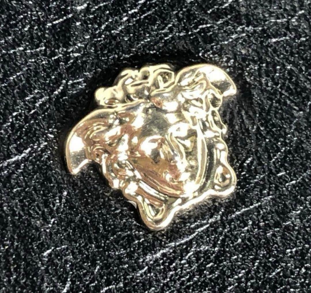 VERSACE ヴェルサーチ　メデューサ　レザー金チェーンストラップ 小銭入れ