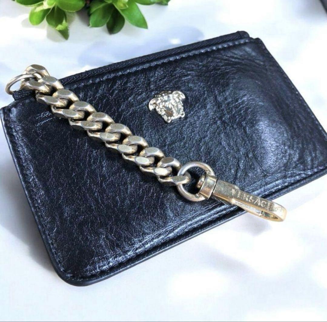 VERSACE ヴェルサーチ　メデューサ　レザー金チェーンストラップ 小銭入れ