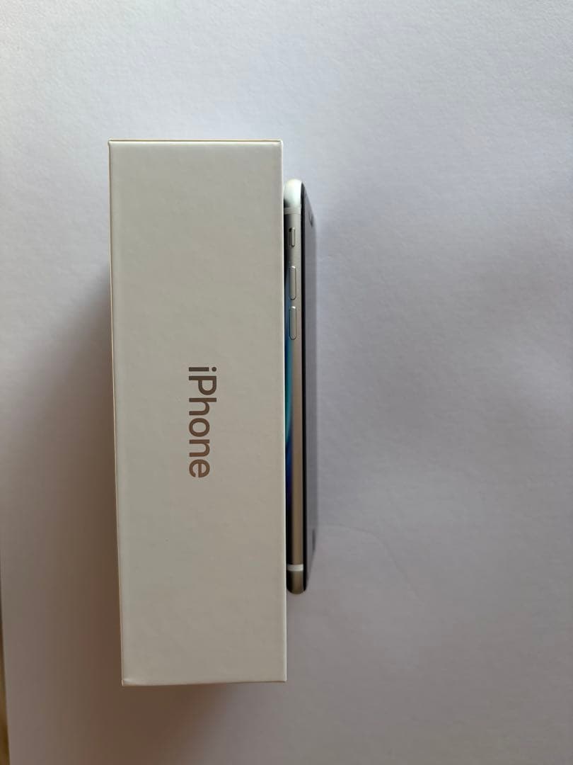 iPhone SE 第2世代 256GB SIMフリー 画面傷なし (ホワイト)