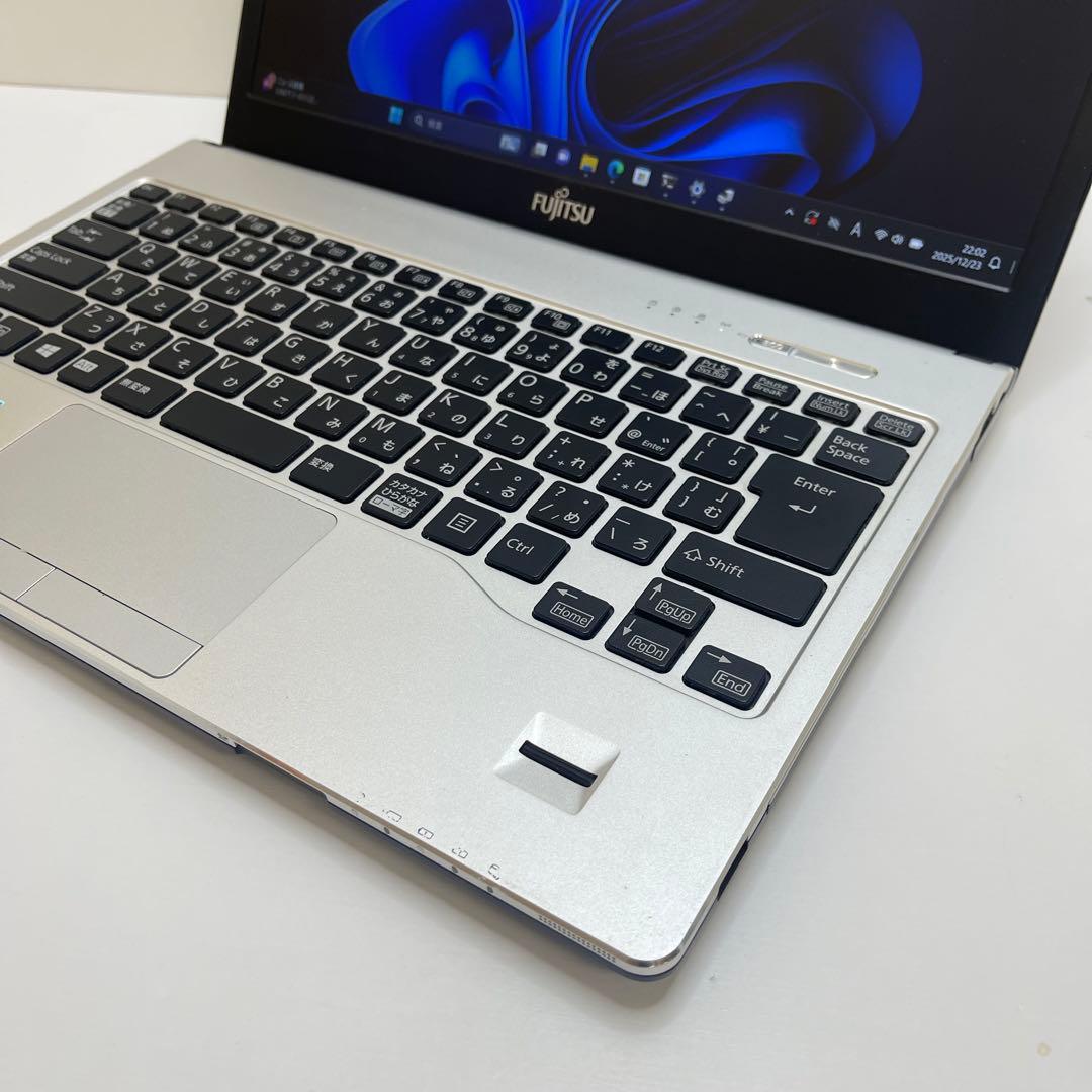 #664 富士通 LIFEBOOK U938/S i5-8250U 8GB