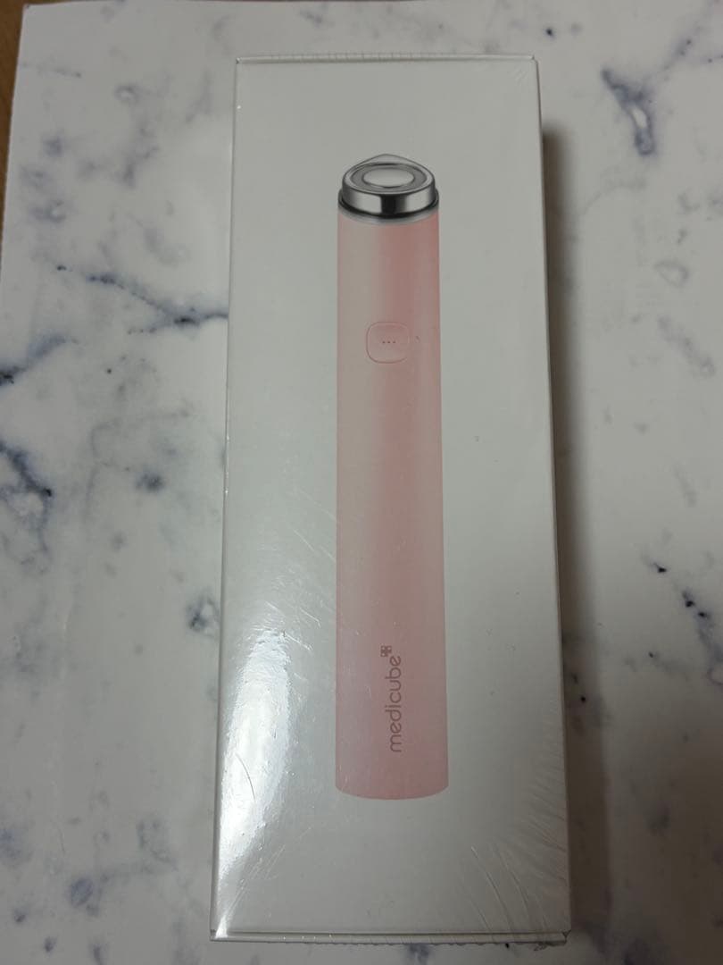 メディキューブ　美顔器　ブースタープロミニ　ピンク