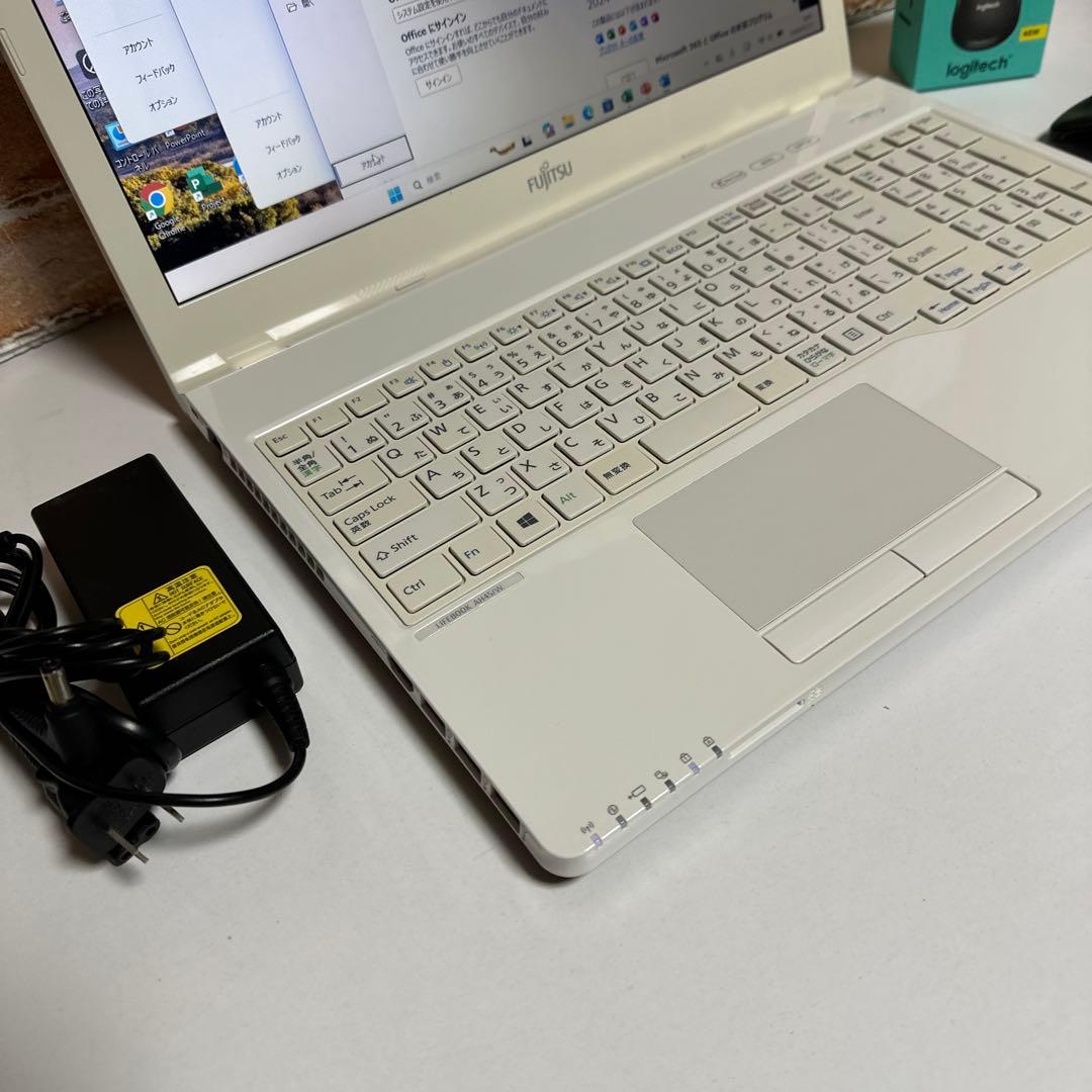 富士通ノートPC 高速起動SSD WebカメラWindows 11 オフィス付