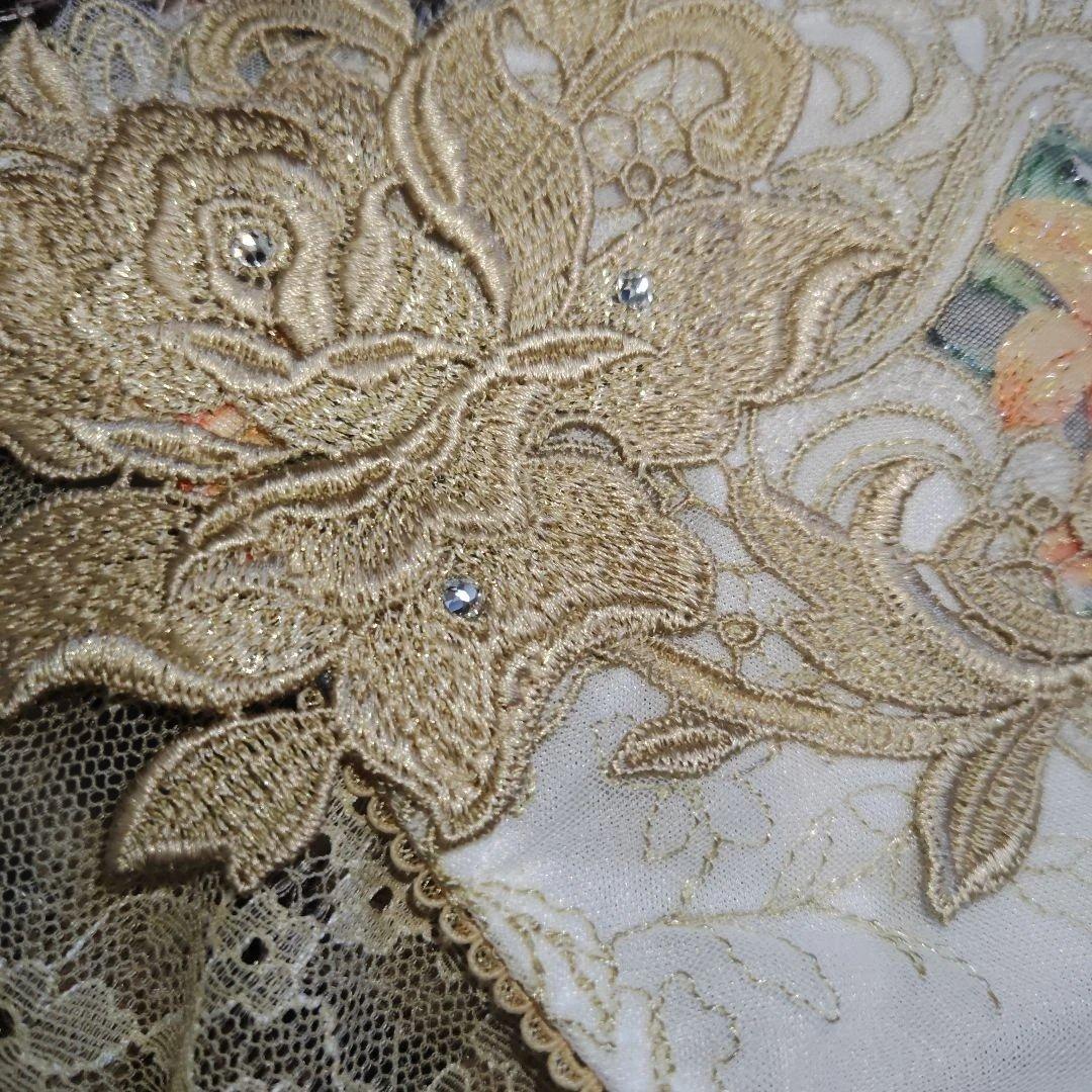 サルート　C65刺繍ビジュー付きブラジャーショーツセット