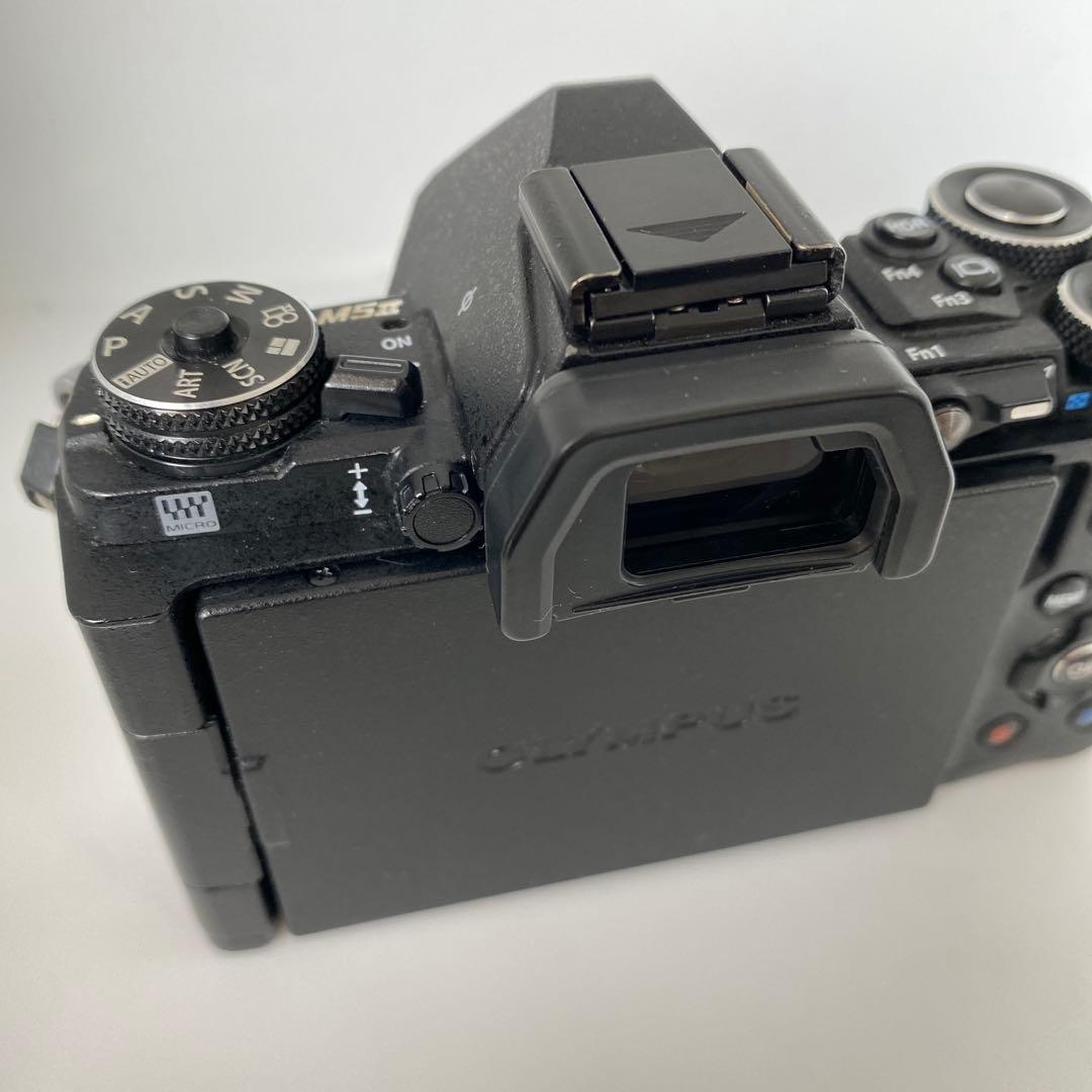 OLYMPUS OM-D　E-M5 Mark II　デジタル