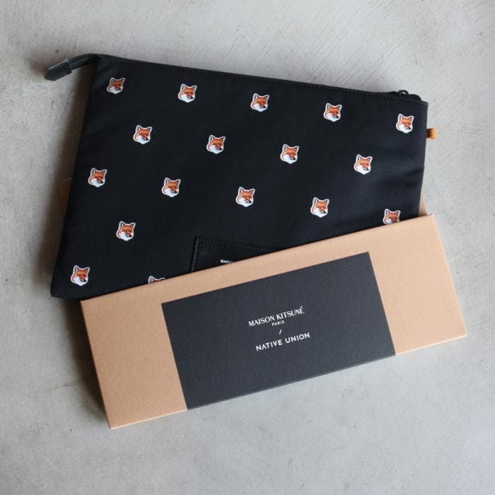 メゾンキツネ パソコンケース タブレットケース (15-16インチ)