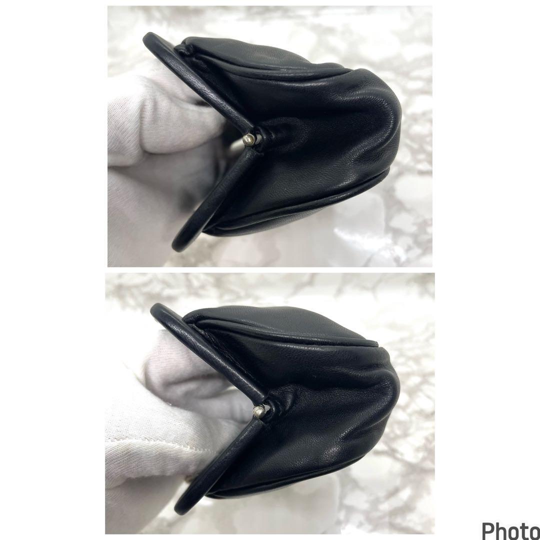 プラダ　がま口　ケース