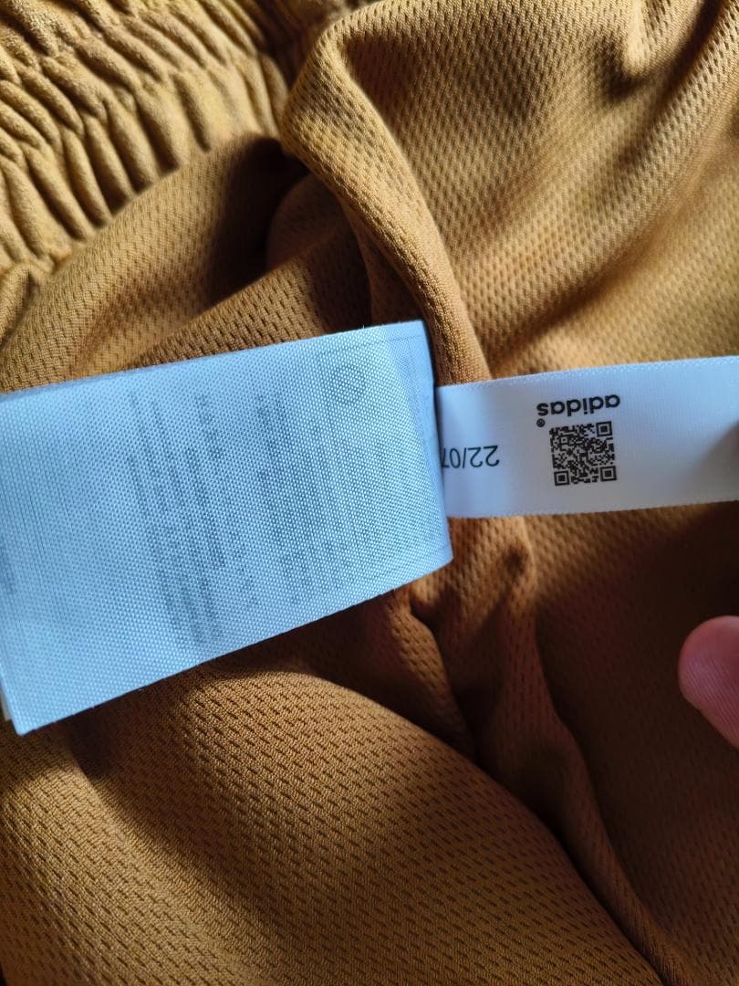 新品 adidasアディダス 中国限定 蛇年トラックジャケット ブラウン M