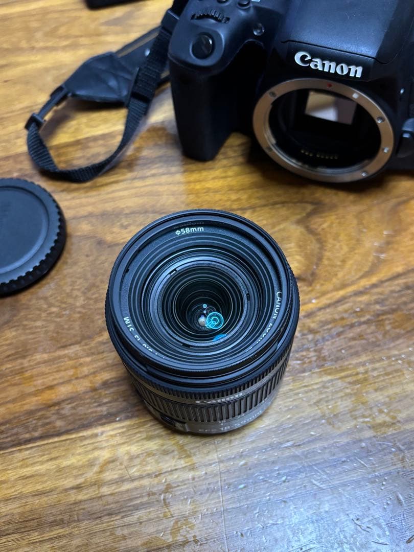 Canon EOS Kiss X9i レンズ2本付き