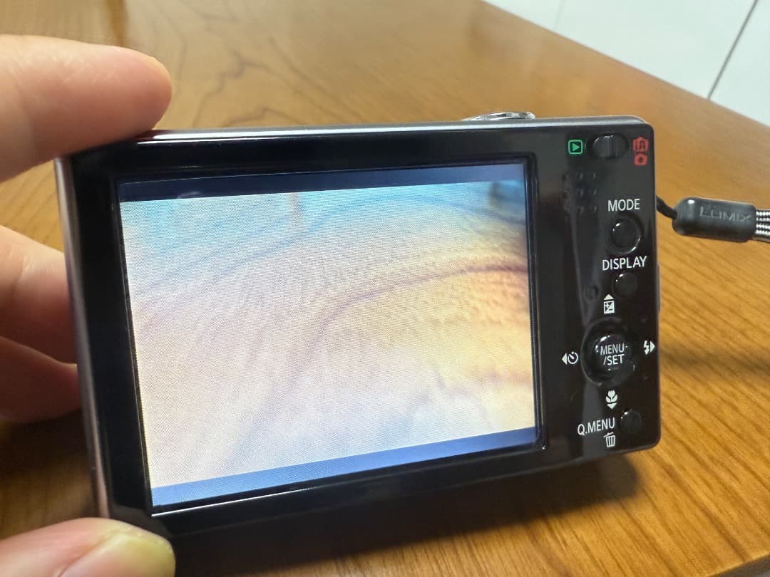 Panasonic デジタルカメラ LUMIX DMC-FX500 シルバー