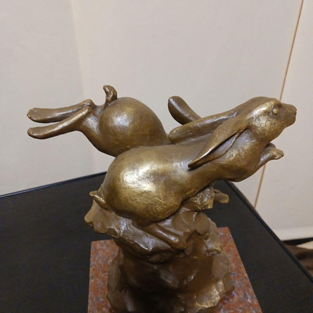 中村晋也 『月からの使者たち』ブロンズ像 / 干支 卯