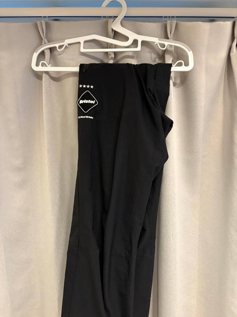 Bristol ナイロンセットアップ