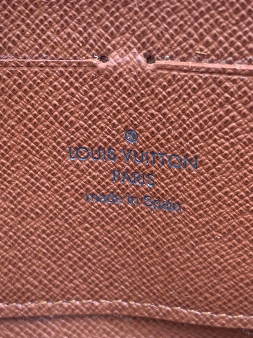 ルイヴィトン モノグラム ジッピー ラウンド 長財布 男女