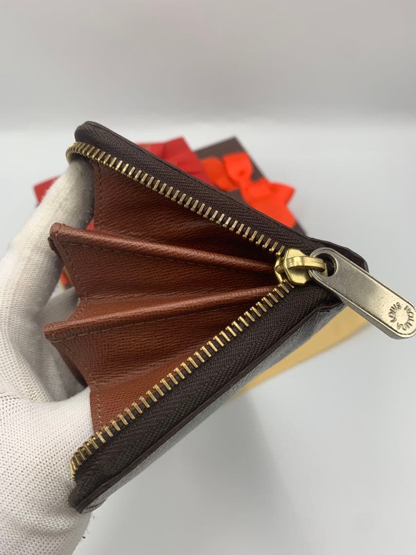 ルイヴィトン モノグラム ジッピー ラウンド 長財布 男女