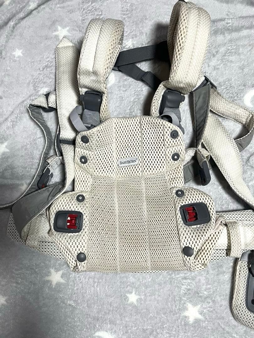 ベビービョルン　ハーモニー メッシュ抱っこひも ベージュ