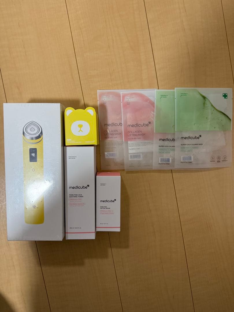 【新品未使用】medicube 美顔器 イエロー セット