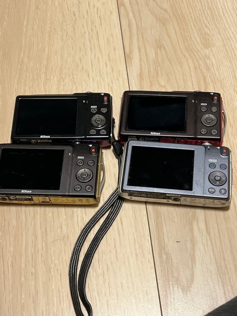 Nikon デジタルカメラCOOLPIX 4点セット