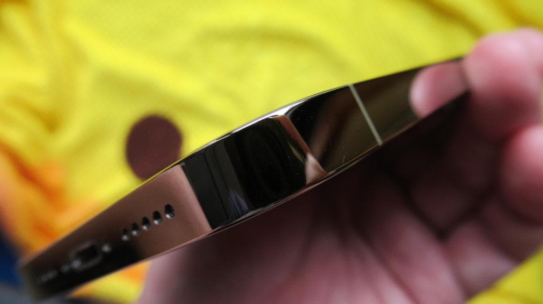 【超美品】iPhone 14 Pro GOLD 512GB アップル スマホ