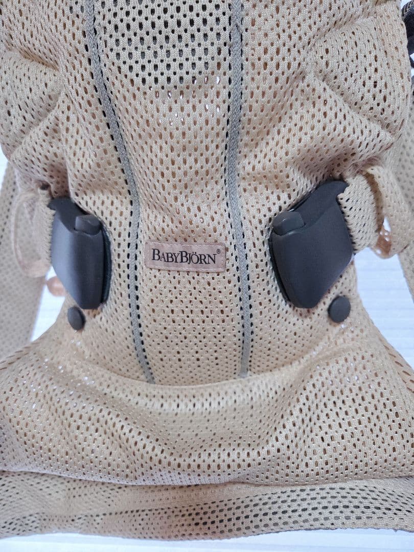 【美品】BABYBJÖRN ONE KAI Air パーリーピンク 抱っこ紐
